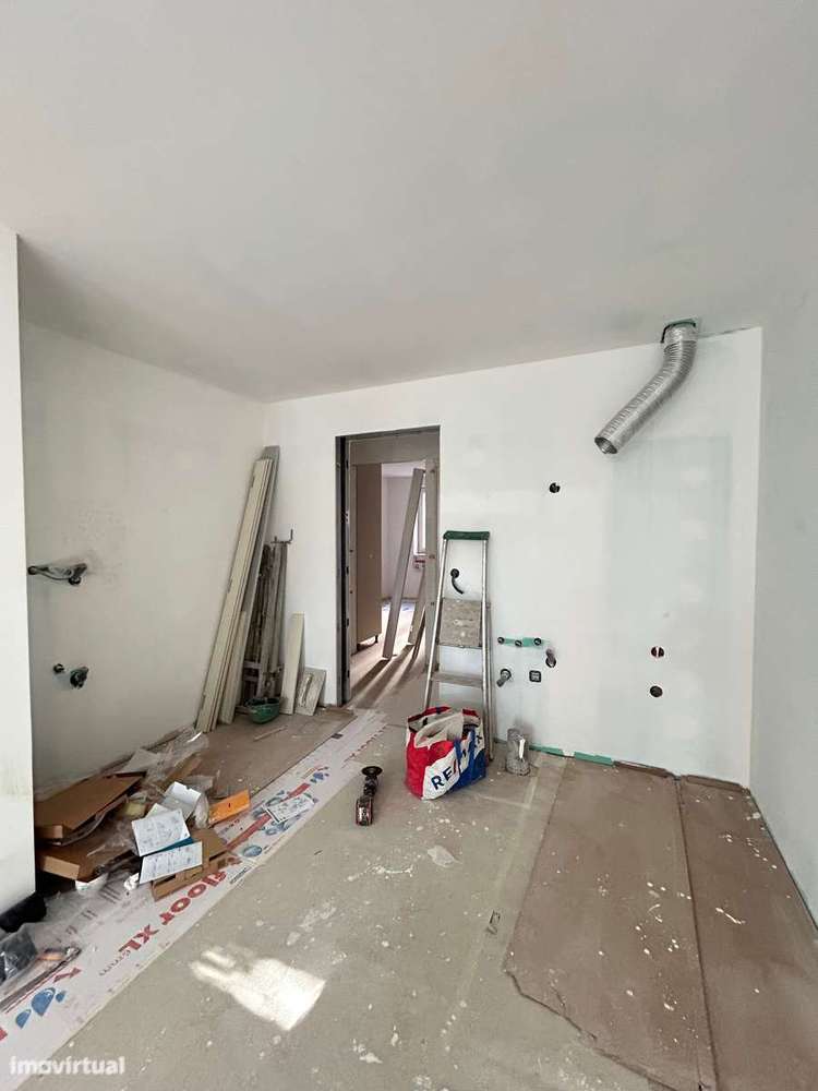 T2 Novo, c/ 2WC's,Cozinha Equipada, 1 por andar, no Centro de Braga ! - Grande imagem: 4/10