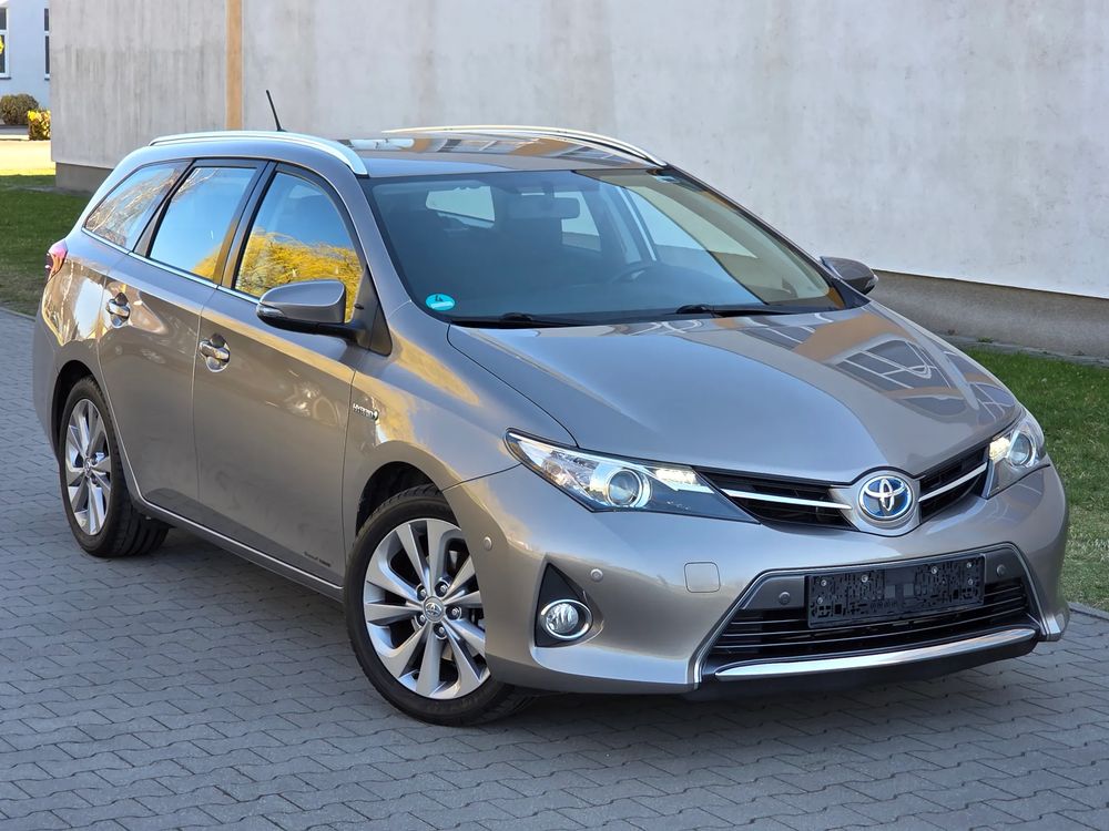 Toyota Auris II 1.8 HSD Luna 2014