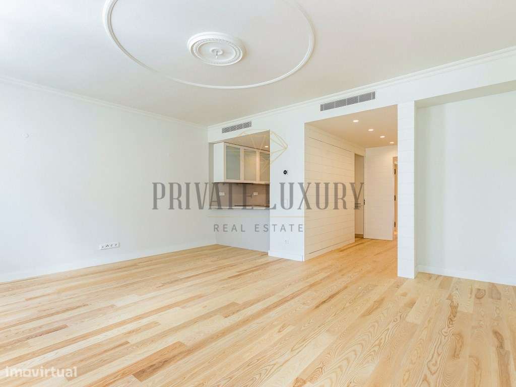 Apartamento T1 com varanda nas Avenidas Novas-14