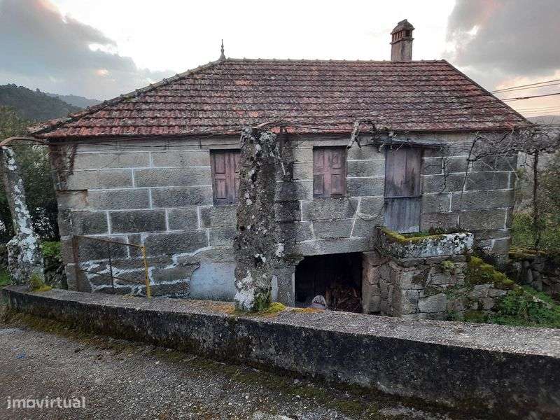 Casa para restauro - Grande imagem: 5/8