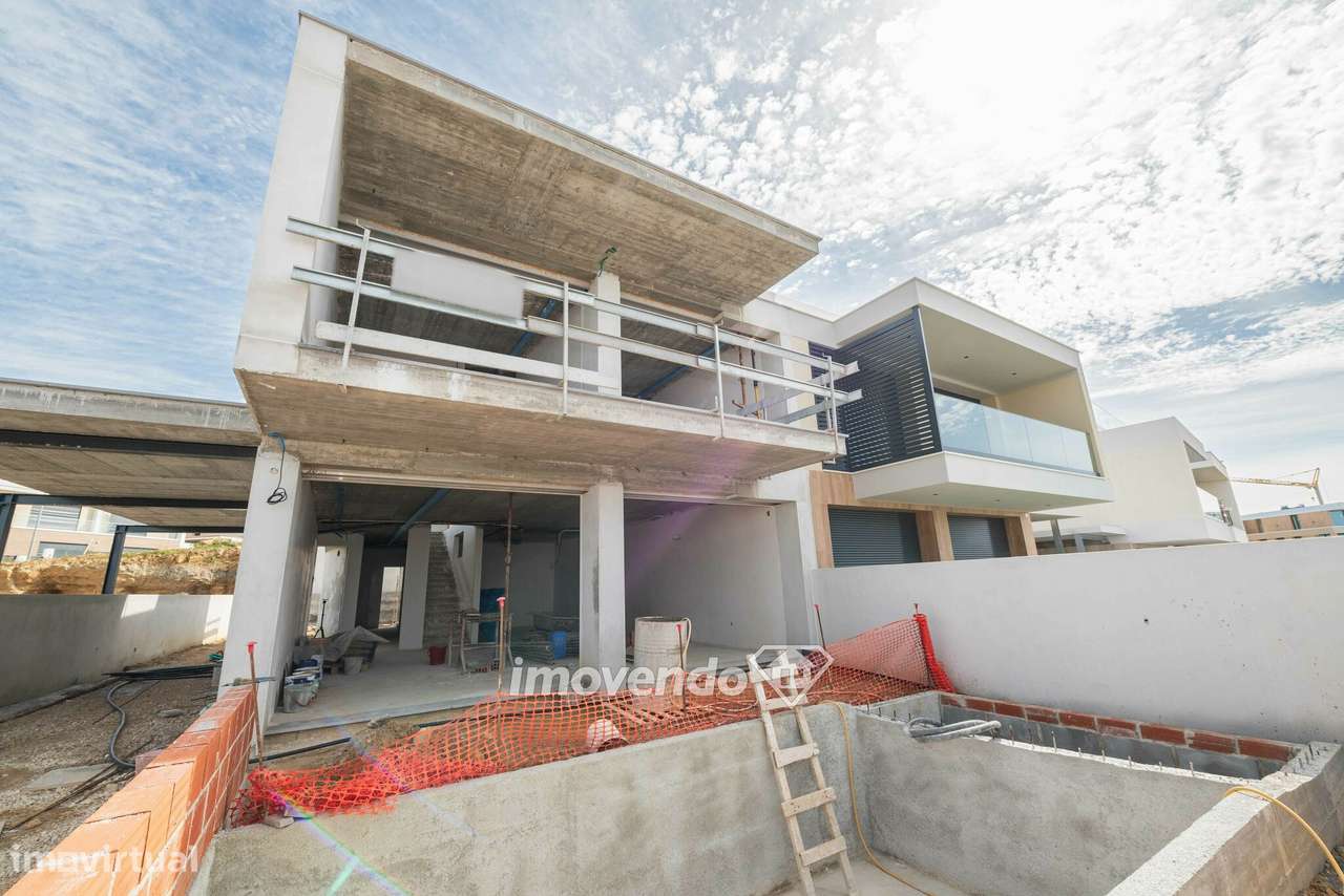 Moradia exclusiva T4, com vista mar e piscina, na Ericeira - Grande imagem: 4/60