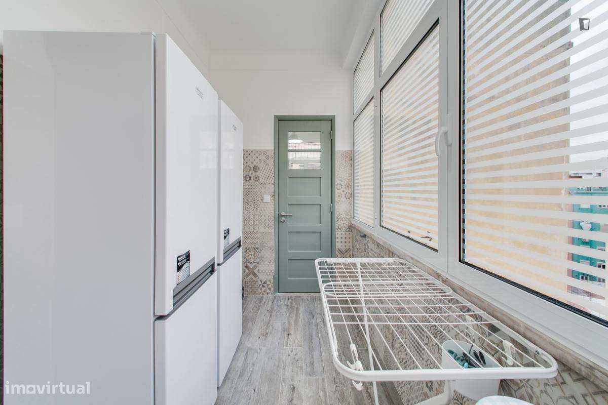 Quarto - localizado em Saldanha Lisbon - Grande imagem: 2/10