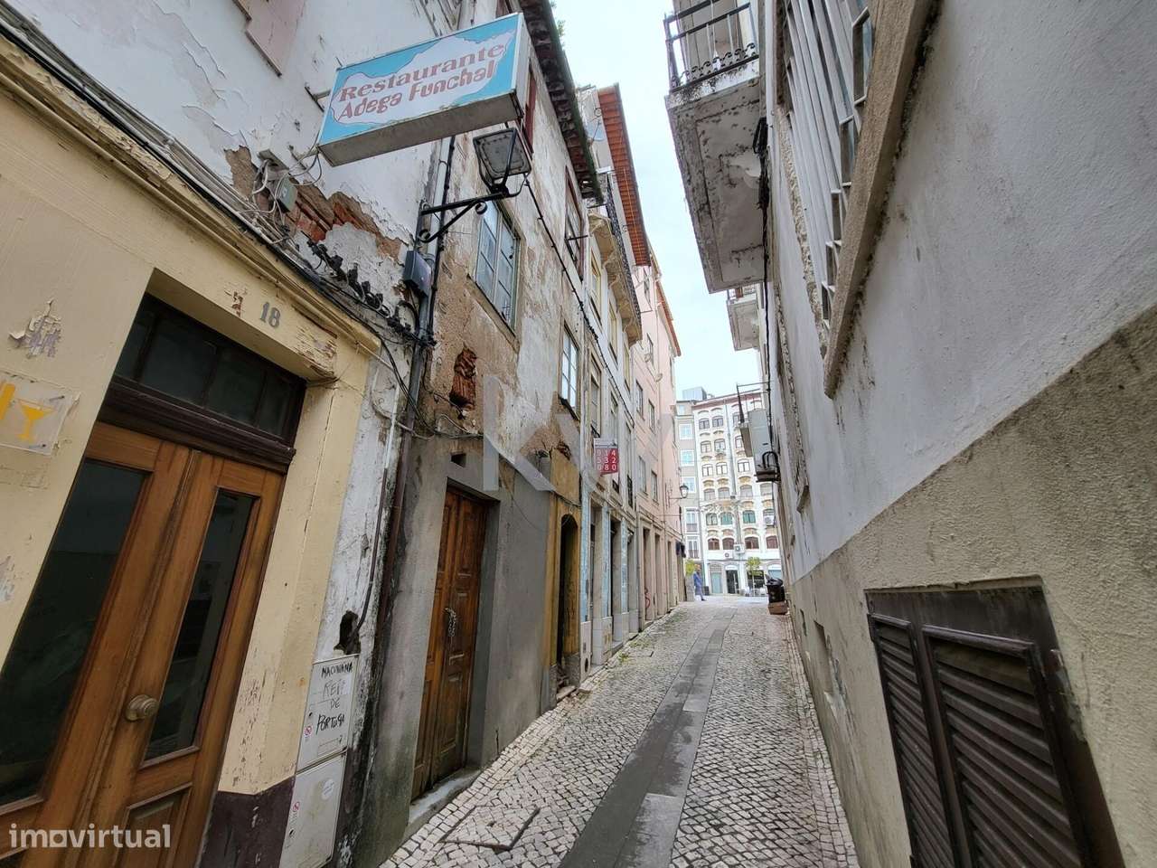 2 Prédios para Investimento | Praça do Comércio | Coimbra - Grande imagem: 3/36