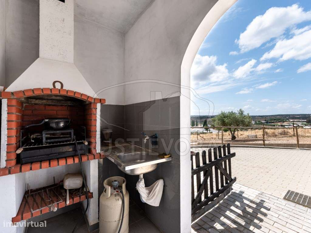 Quinta em Portel - 4,3 Ha de Tradição e Conforto-28