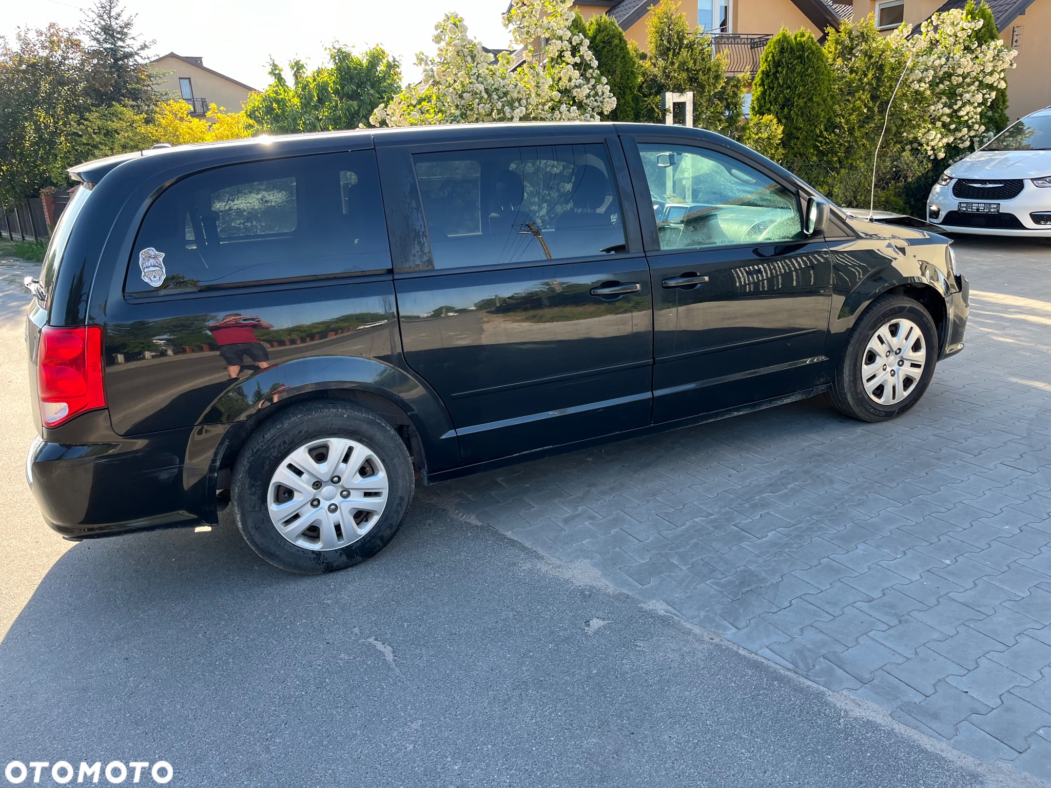 Dodge Grand Caravan - 9