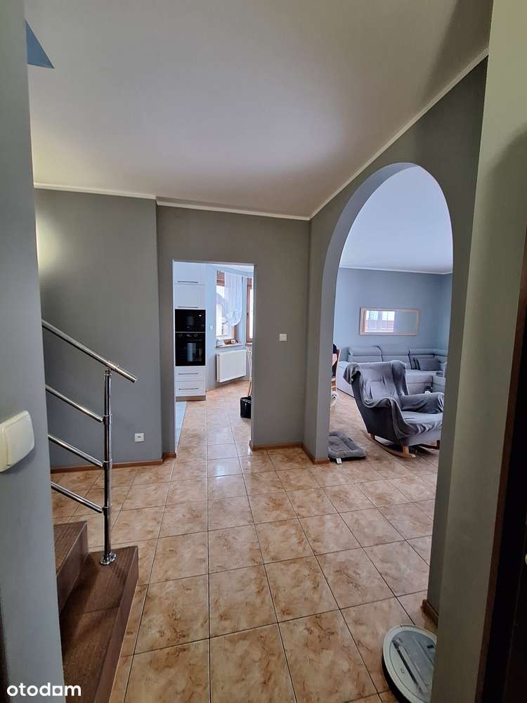 Zadbany dom 130m2 z piękną działką na kameralnej uliczce w Skokach-5