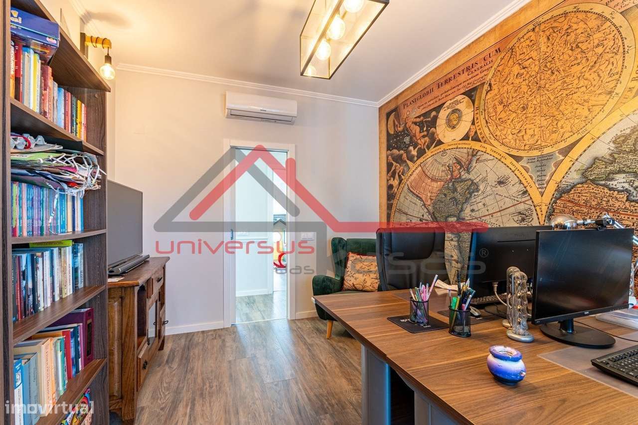 Moradia Térrea Isolada V4 com Piscina Moita-28