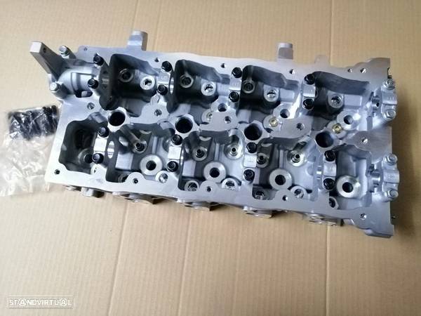 Cabeça de motor Hyundai I30 e Kia 1.5 e 1.6 crdi 2005-- NOVA - 1