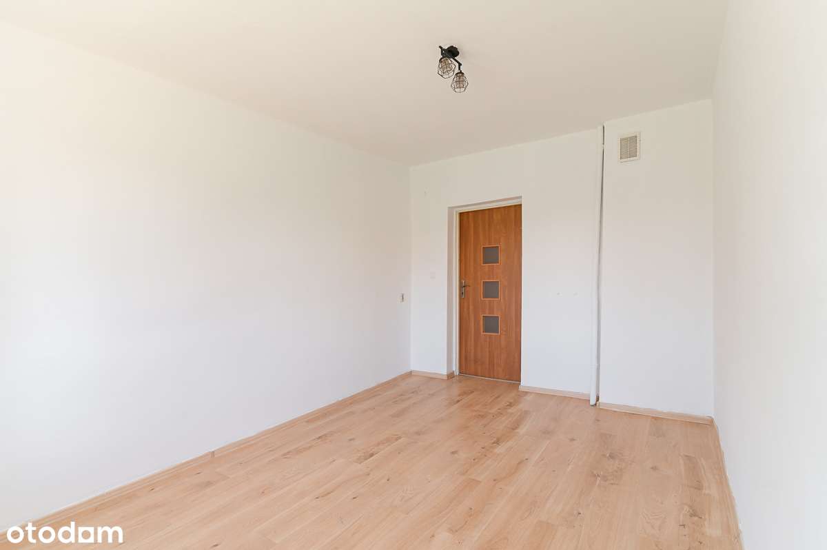 DOM w Bielsku z potencjałem | OKAZYJNA CENA | 130m2 | 6 pokoi|2 garaże-6