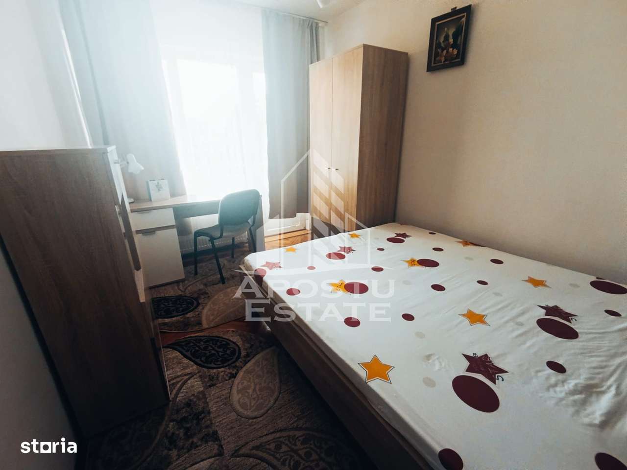 Apartament cu 3 camere, Central, Mobilat, Utilat - Imagine principală: 4/10