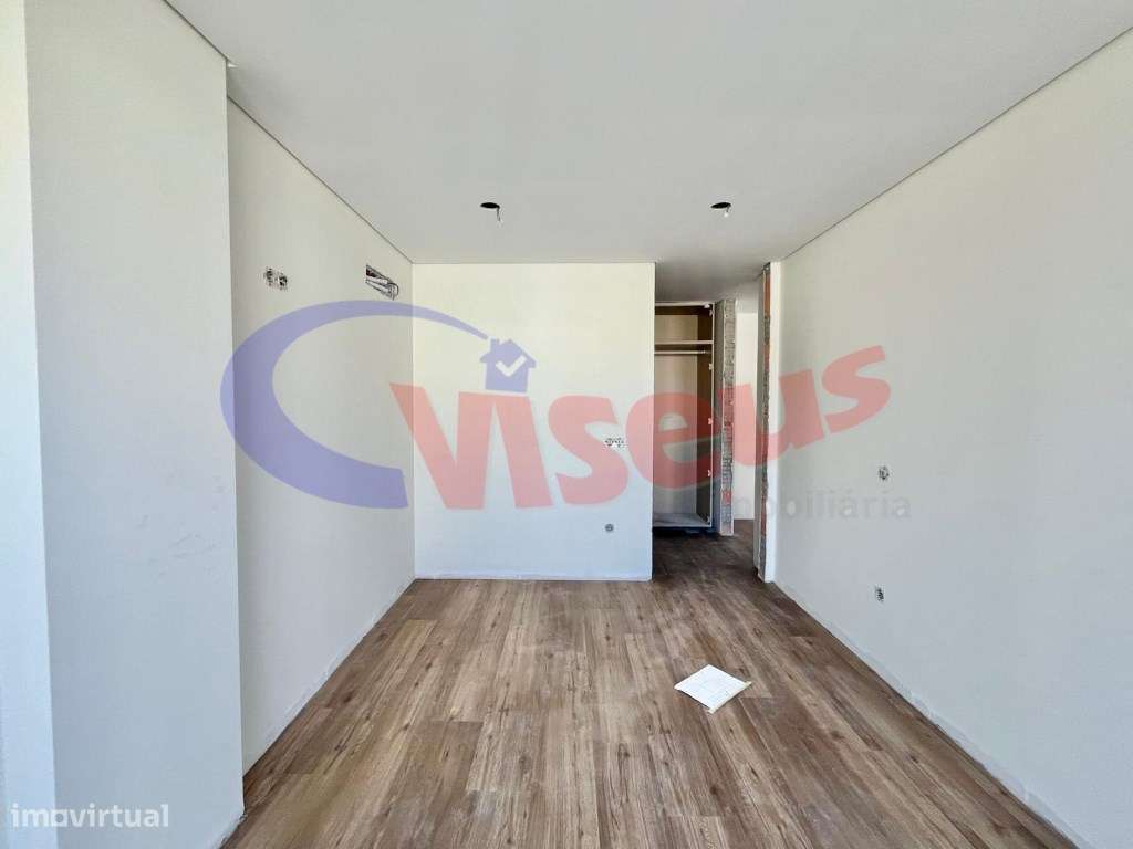 T2 Novo com Terraço Santo Ovídio-12
