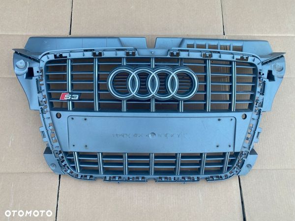 ATRAPA GRILL AUDI S3 8P LIFT 08-12 ORYGINAŁ - 1