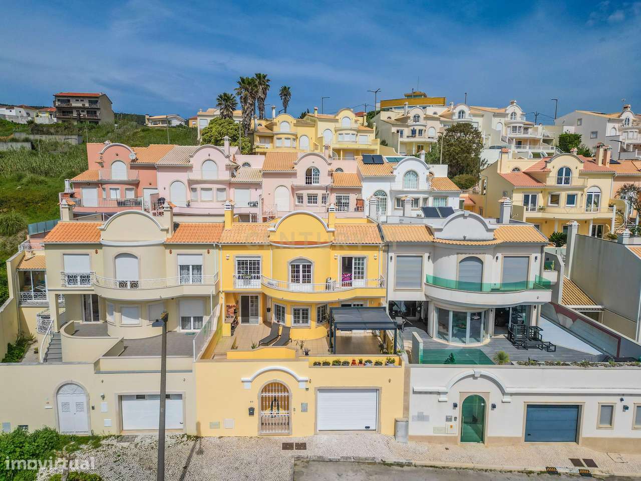 Moradia T3+4 com vistas panorâmicas de mar, a 200m da praia do Cabo Mo - Grande imagem: 2/56