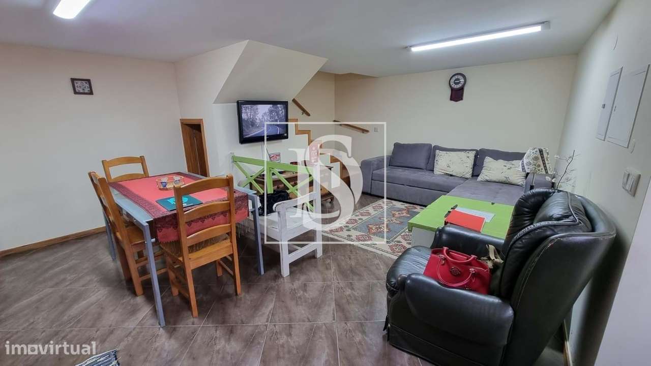 Vivenda Rústica T2- Renovada para venda em Salamonde Vieira do Minho-6