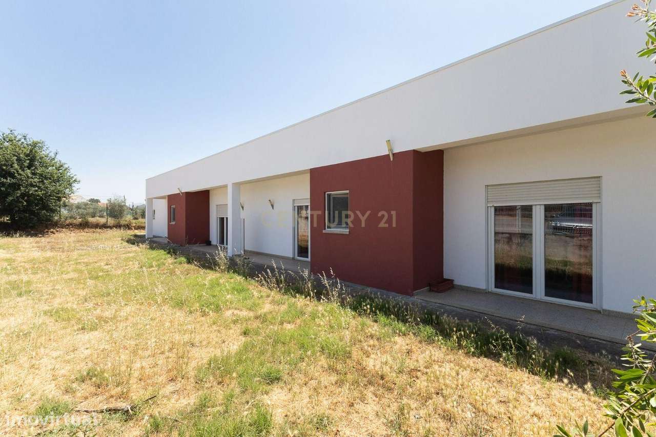 Exclusiva Oportunidade de Investimento:  Residência Geriátrica em Func-32