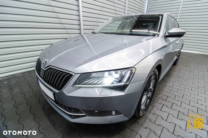 Skoda Superb 2.0 TDI Style DSG - 40