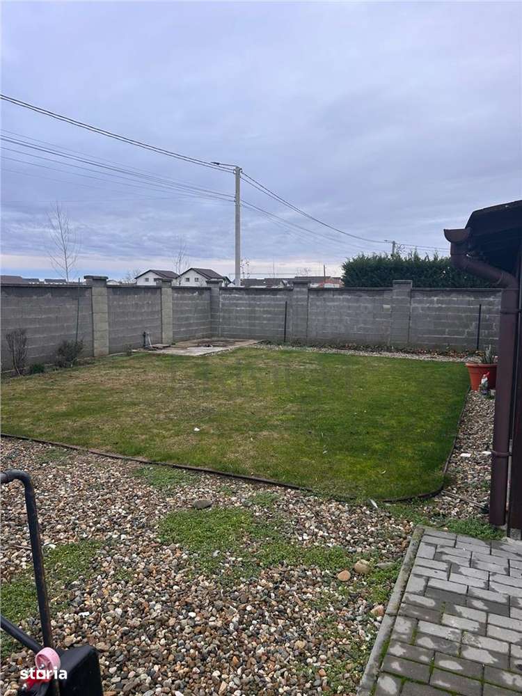 Duplex spatios - Asfalt - toate utilitatile . - Imagine principală: 4/11