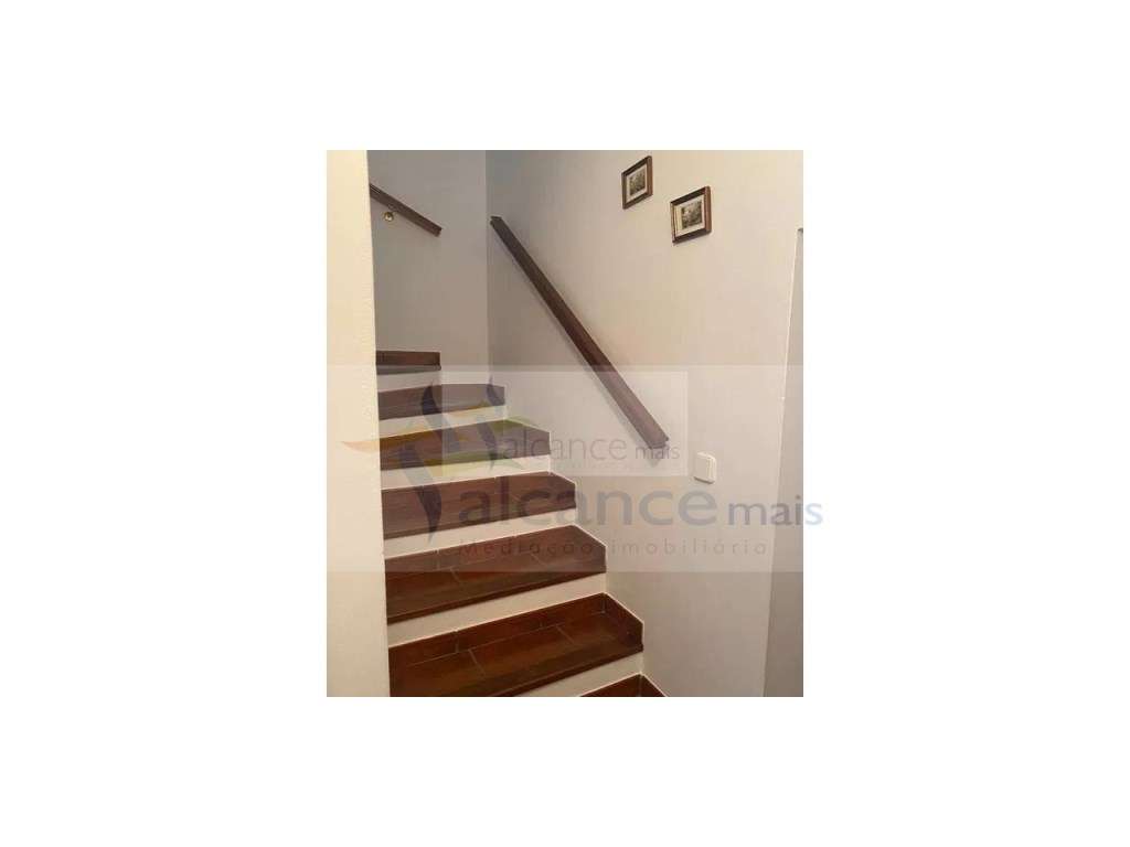 Moradia T2 pronta a habitar-9