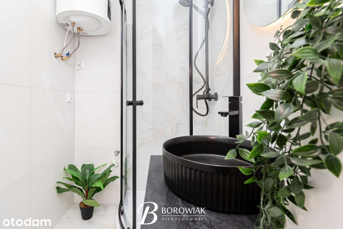 Jasne, dwupokojowe mieszkanie -idealna lokalizacja-16