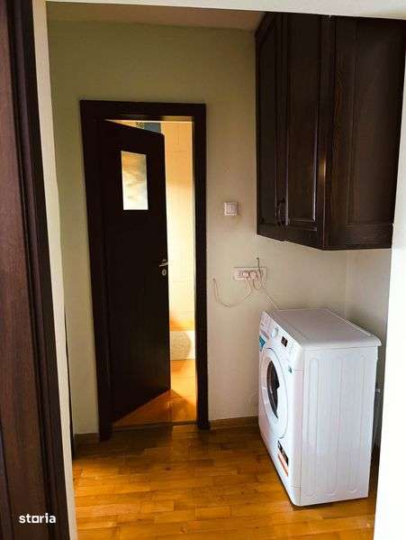 Apartament inchiriere Ultracentral 4 camere Drobeta Turnu Severin 82mp - Imagine principală: 5/8