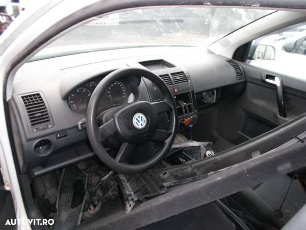 VW POLO CLASIC 2001 - 1
