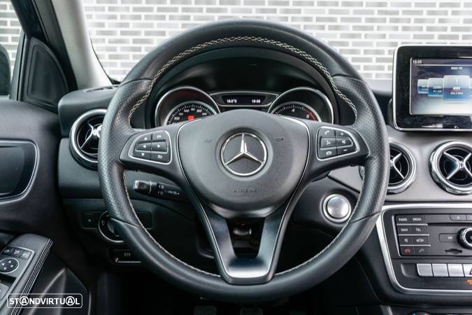 Mercedes-Benz GLA 180 CDi Urban - 31