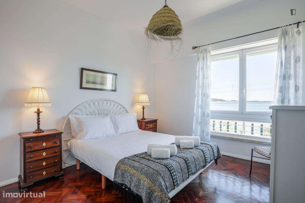 Apartamento com 3 quartos - localizado em Linda-a-Velha Lisbon - Grande imagem: 2/29