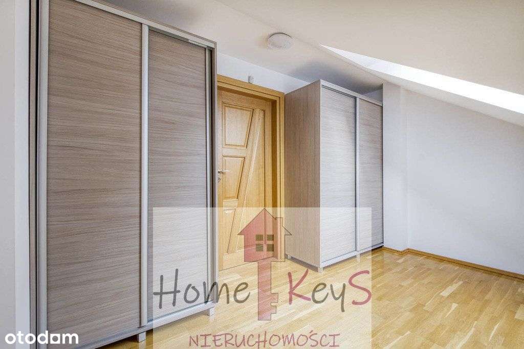 Na sprzedaż urokliwy dom w Serocku-11