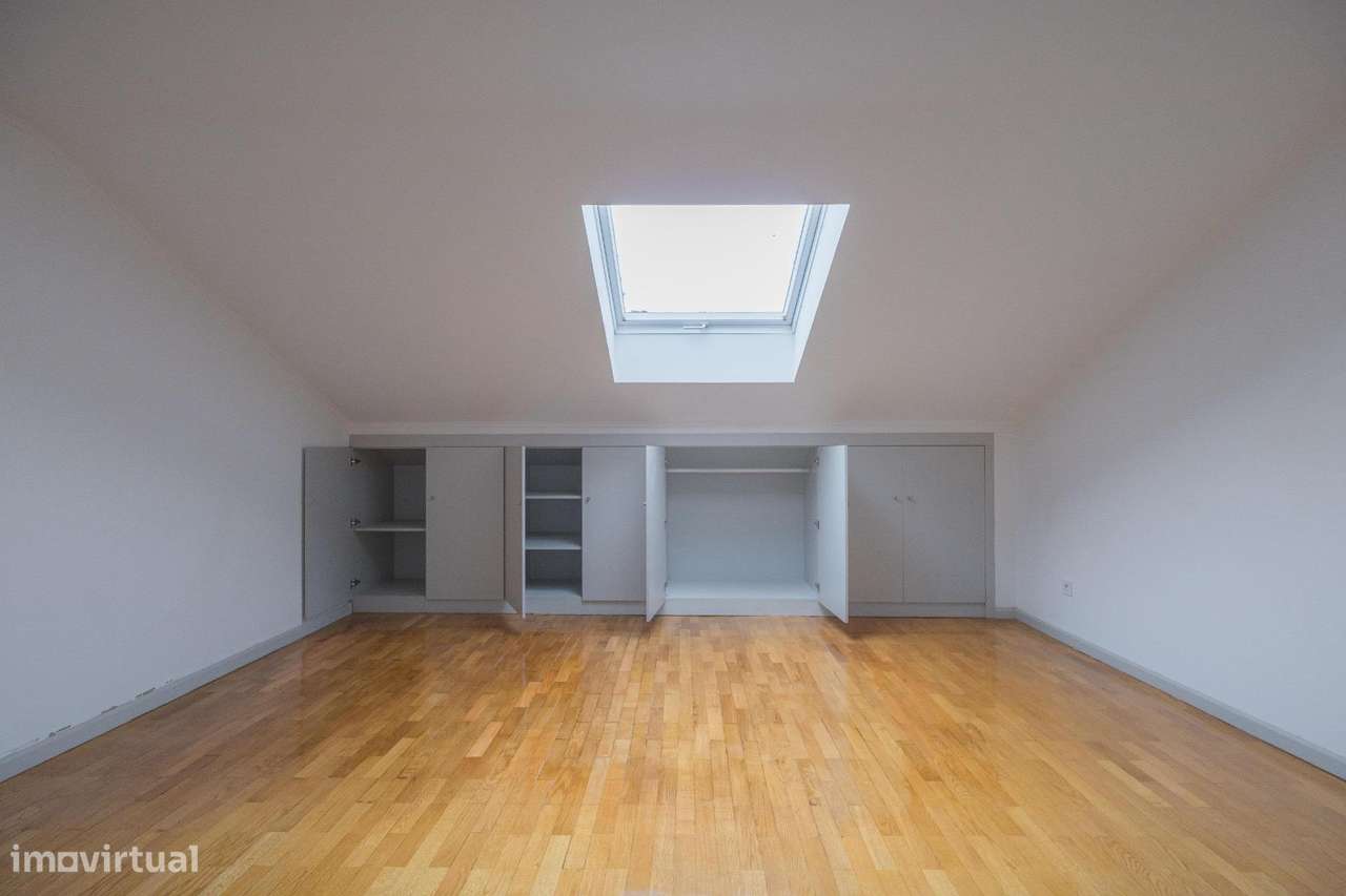 Apartamento T3 duplex- Centro de Matosinhos-16