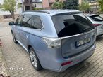 Mitsubishi Outlander 2.0 4WD Plug-In Hybrid Top - 6