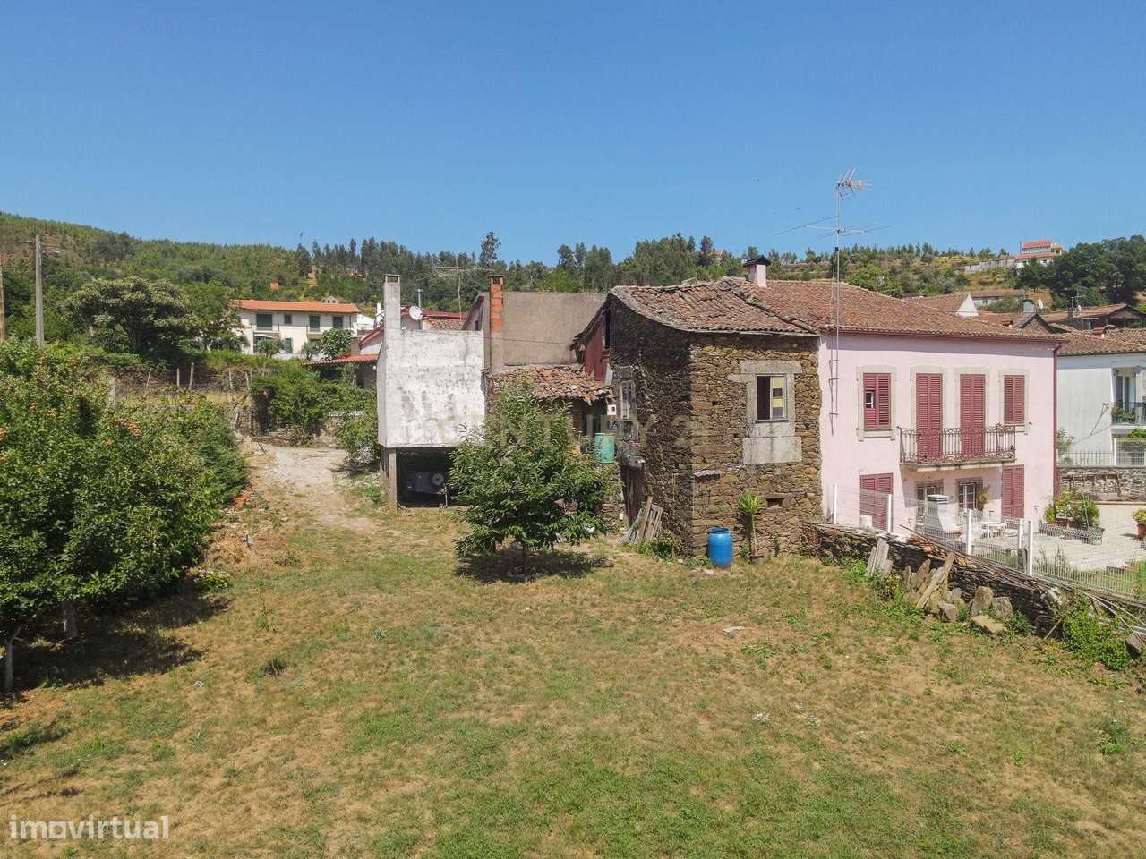 Terreno à Venda em Alvoco das Várzeas, Oliveira do Hospital - Grande imagem: 4/22