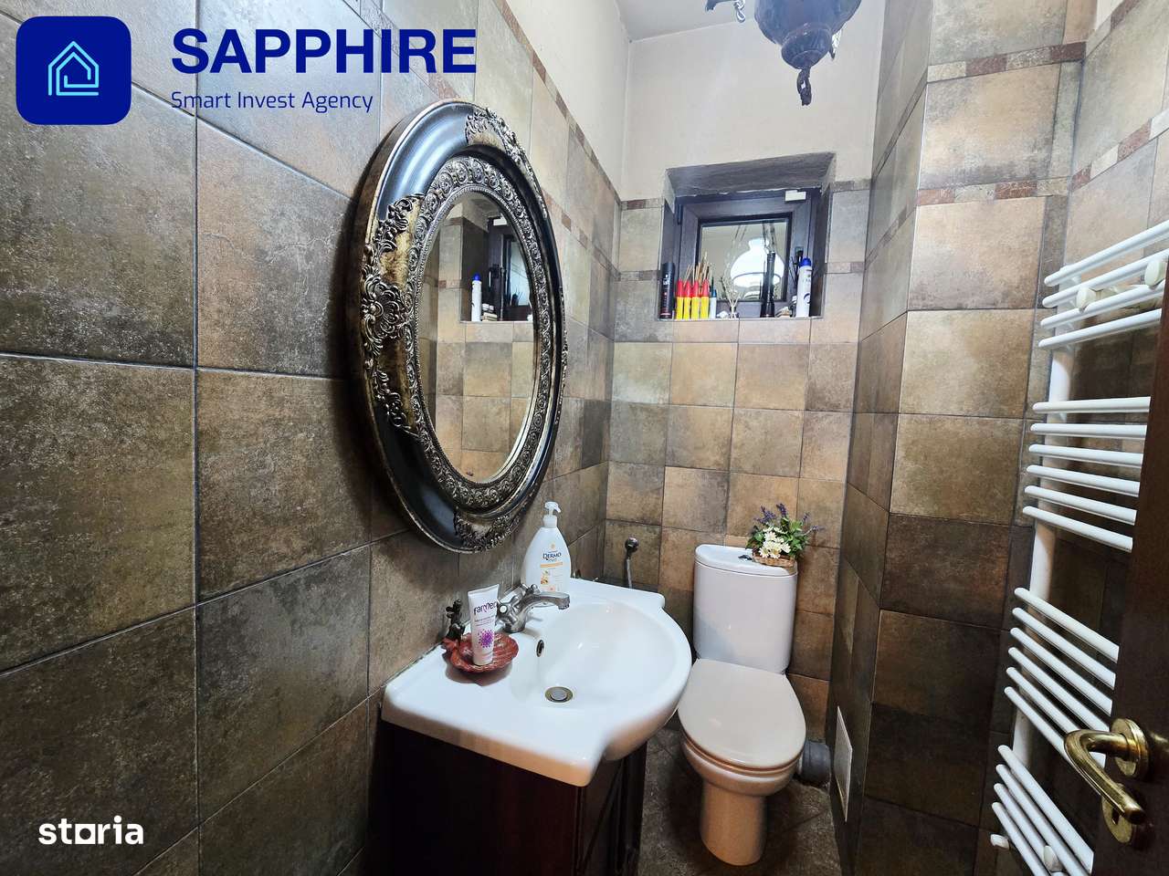 Vilă de lux Otopeni, pentru colecționari, înconjurată de brazi și artă-17