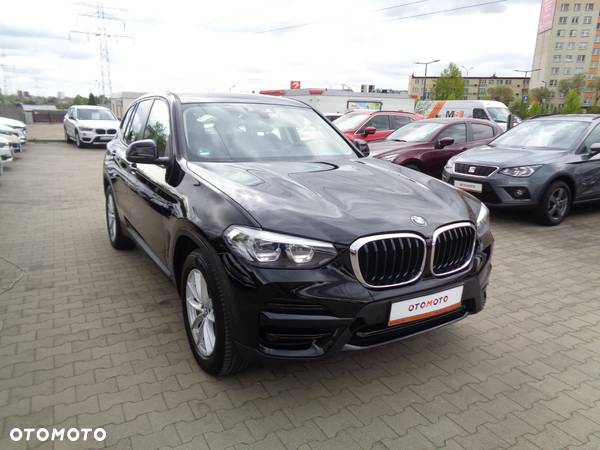 BMW X3 xDrive30i GPF Advantage - 4