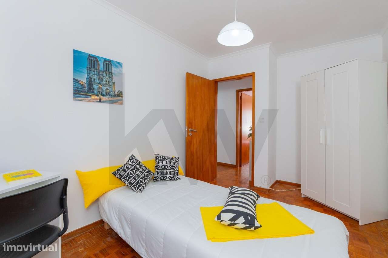 Apartamento T2 para arrendamento em Monte da Caparica - Grande imagem: 4/14