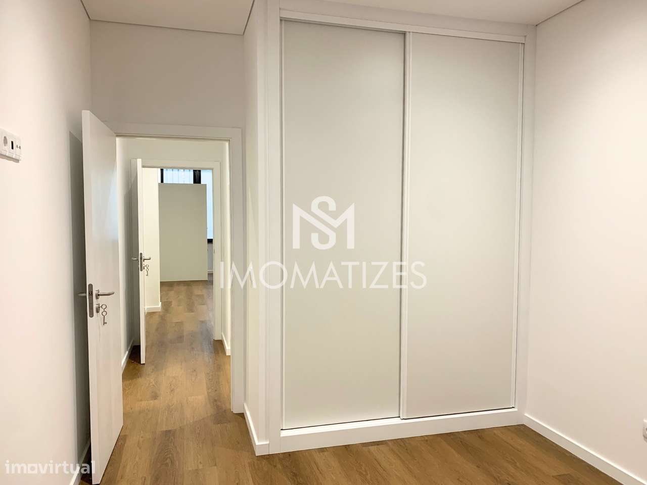 Apartamento T2+1 totalmente renovado - São Romão do Coronado-16