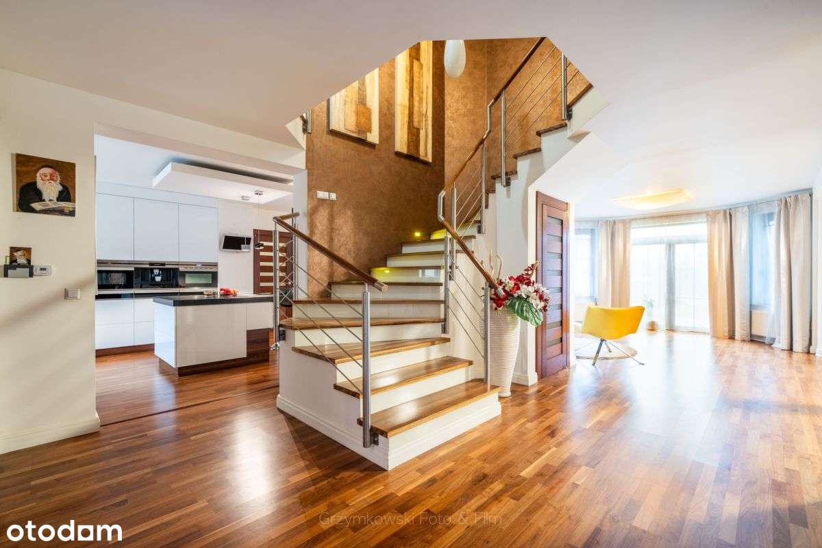 Park krajobrazowy Wzniesień Łódz. (kort tenisowy) - Pełny obrazek: 4/20