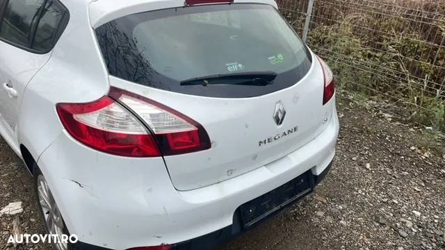 Dezmembrez Renault Megane 3 Facelift 2015 Euro 5 - 5