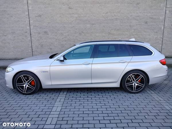 BMW Seria 5 530d Touring - 2