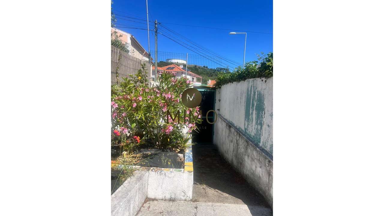 Moradia para Restaurar em Manique de Baixo-25