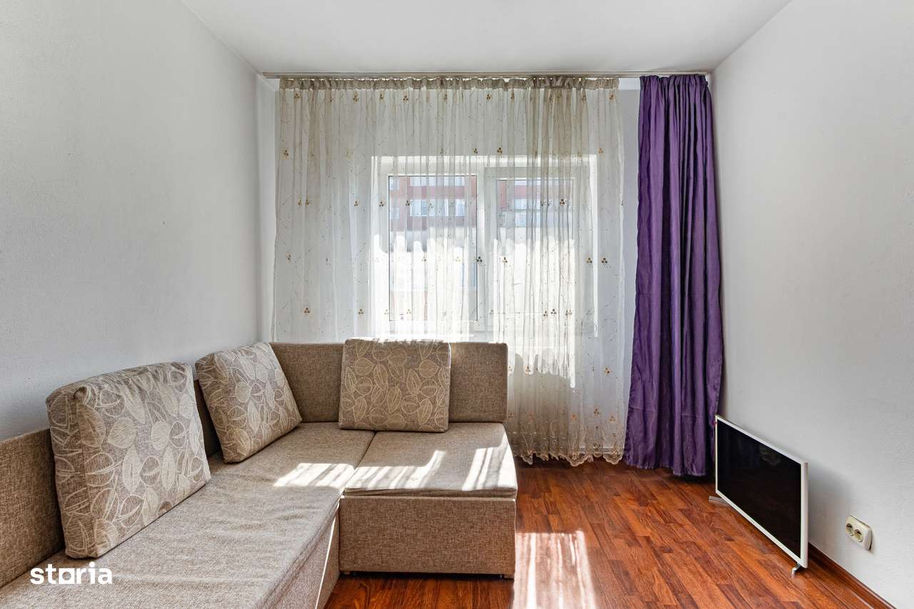 Vânzare apartament 3 camere Brașov, strada Sitarului-3