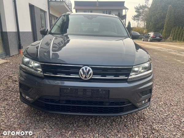 Volkswagen Tiguan - 11