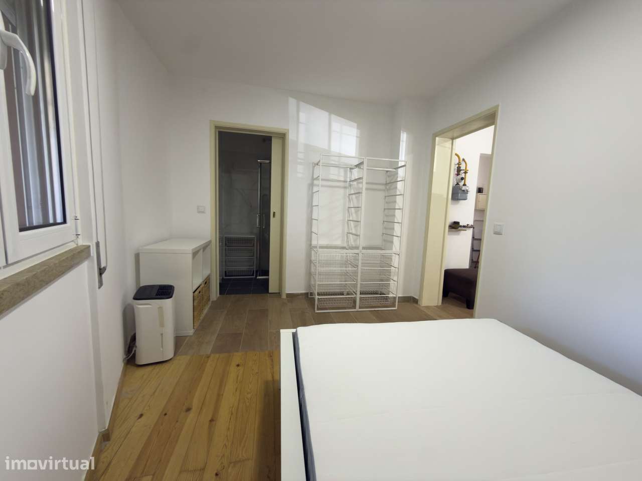 Apartamento T1 junto ao Shopping dos Olivais - Grande imagem: 4/6
