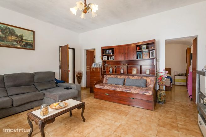Oportunidade Única no Algarve – Propriedade de 33.840m² com duas morad-15
