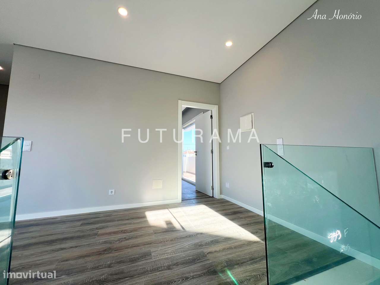 MORADIA ENTRE CAMPO E O MAR T4 + 1 - Azeitão-47