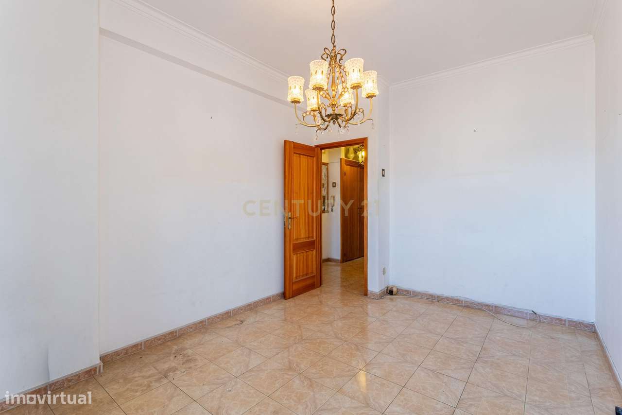 Apartamento T2 em Sacavém-7