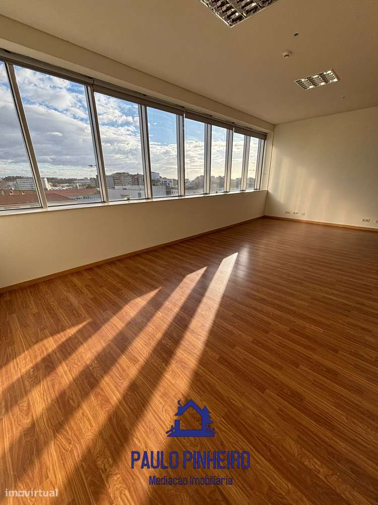 Arrenda se Escritório Matosinhos - Grande imagem: 4/8