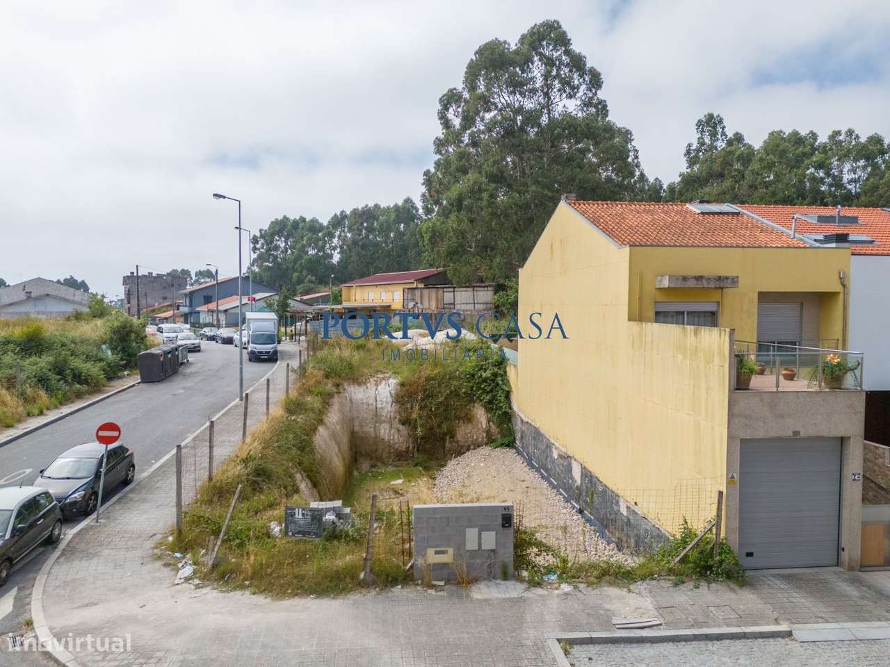 Terreno Gaveto 625,5m2  || Projeto Aprovado || Moradia T3 || Custóias-3