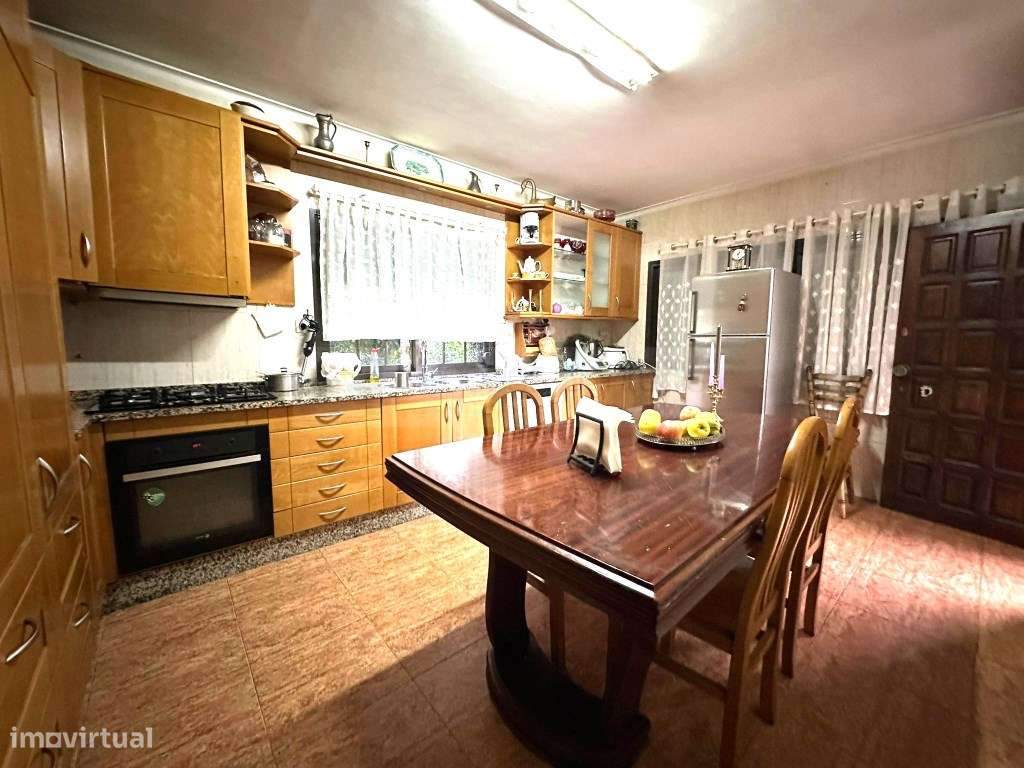 Moradia individual T5 - Grande imagem: 5/23