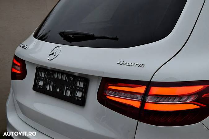 Mercedes-Benz GLC 220 d 4Matic 9G-TRONIC Exclusive - 26