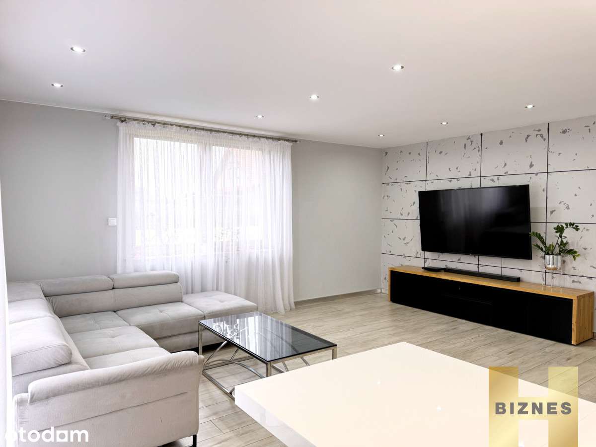 Nowy dom w zielonej okolicy!-1